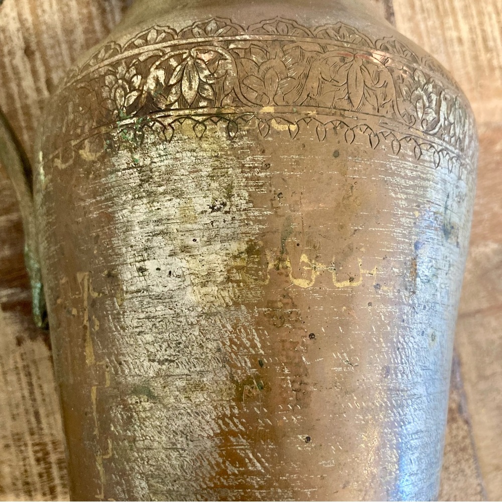 Hand Etched Vintage Metal Pitcher with Lid and Dovetail Joinery Middle Eastern - Picture 8 of 17